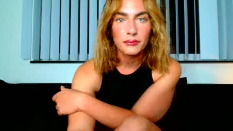 Megan Cox online show from September 1, 7:48 pm