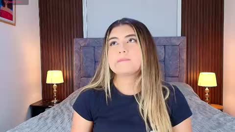 Megan  online show from August 7, 7:25 pm