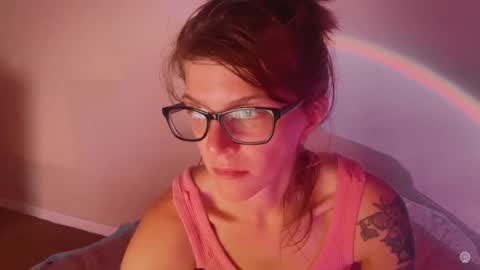 Meg online show from September 5, 5:45 am