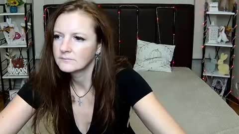 MeganPirs online show from August 14, 10:35 pm