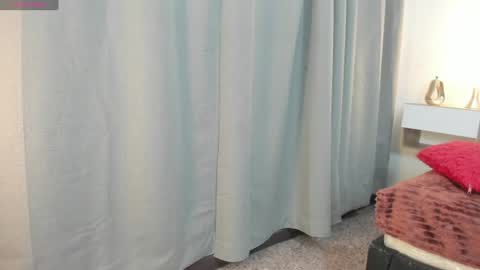 meganqueen2 online show from August 15, 4:55 pm