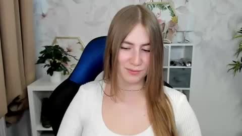 Megan online show from August 10, 5:25 pm