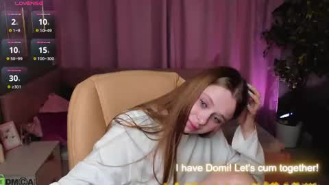 megg_ryan online show from August 10, 11:55 am