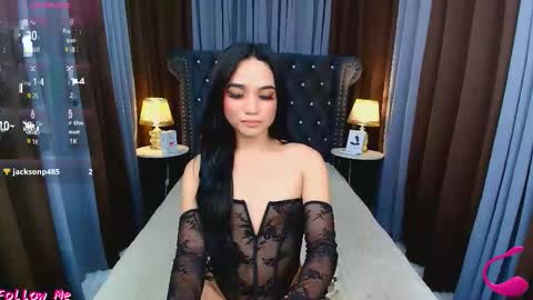 meggan  . maria shantal online show from April 13, 10:07 am