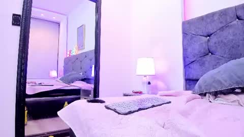 meghan_candy online show from August 11, 11:40 pm