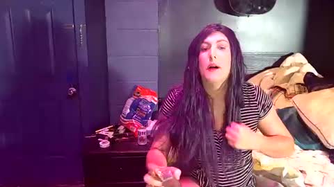 meghan online show from June 17, 10:53 pm