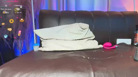 meii_luna online show from August 12, 2:52 pm