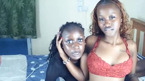 meiy_ashleiy online show from June 25, 3:26 pm