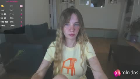 MELANIE  AND  KEV  online show from August 10, 5:25 pm