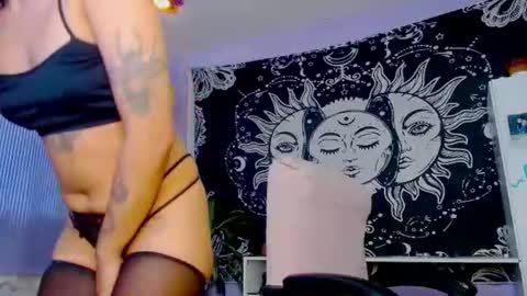 melissa online show from August 3, 11:01 pm