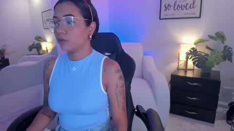 melan_owen online show from August 12, 10:28 am