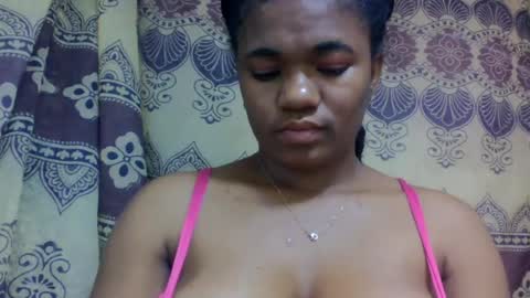 melancee online show from August 11, 4:53 pm