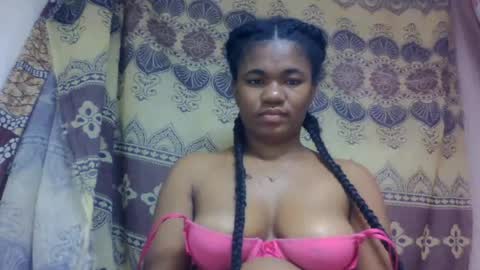 melancee online show from August 11, 11:29 pm