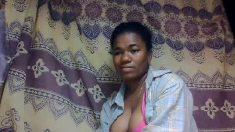 melancee online show from August 12, 4:20 pm