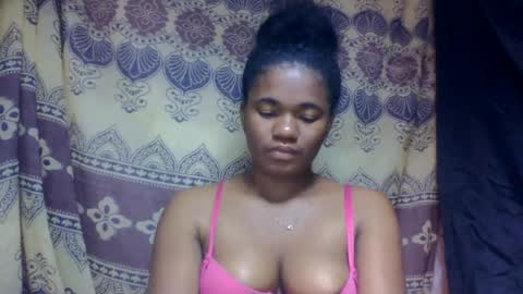 melancee online show from August 14, 10:19 am