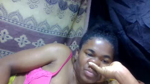 melancee online show from August 14, 11:25 am