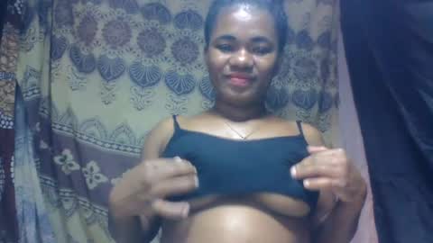 melancee online show from August 14, 6:00 pm