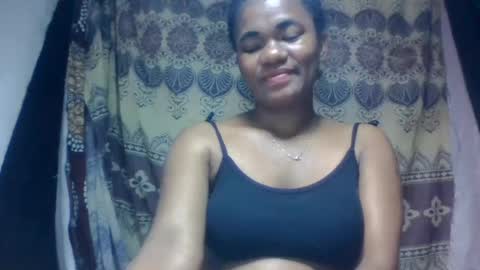 melancee online show from August 14, 7:06 pm
