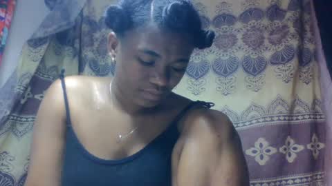 melancee online show from August 15, 11:36 am