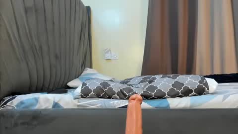 melania76 online show from August 14, 8:23 pm