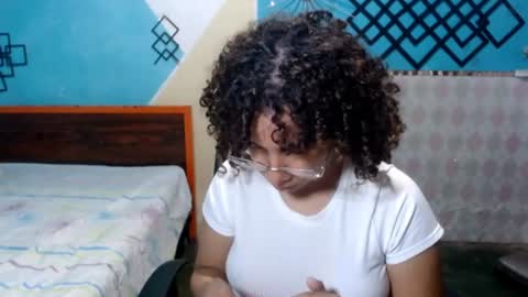 melani online show from July 23, 1:46 pm