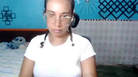 melani online show from August 6, 8:19 pm