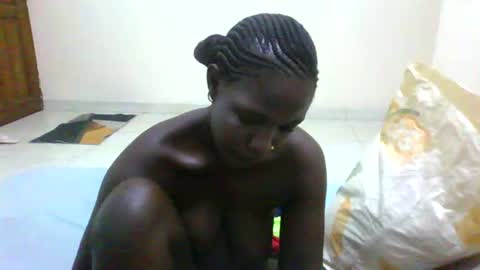 melanie_bae1 online show from July 28, 7:09 pm