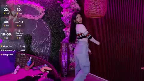 Melanie online show from August 11, 11:45 am