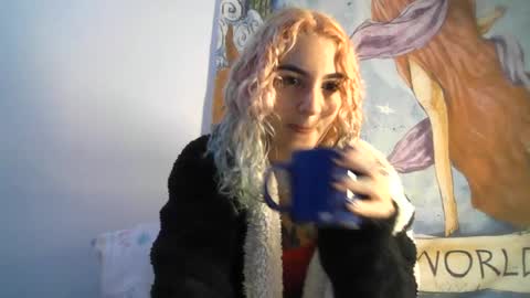 Melanie online show from August 10, 4:03 am