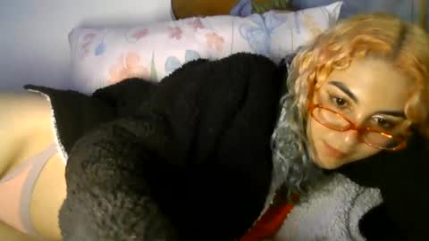 Melanie online show from August 10, 5:09 am