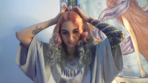 Melanie online show from August 12, 2:08 pm