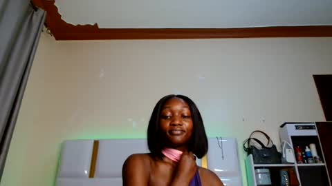 thee quin online show from July 8, 3:43 am