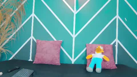 Melany online show from August 4, 10:40 pm
