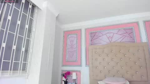 melany online show from August 9, 10:38 am
