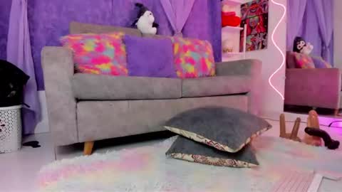 melany_jhonsonn online show from June 25, 4:26 am