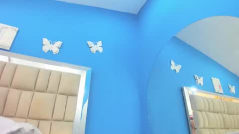 melany_love0 online show from August 14, 10:13 pm