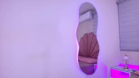 melany vives online show from February 21, 7:28 am