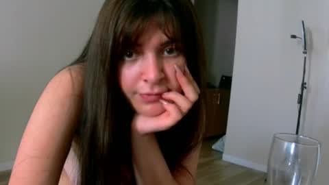 melena_caramel online show from August 7, 4:23 am
