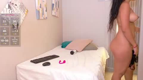 meli_peach online show from August 15, 7:29 pm