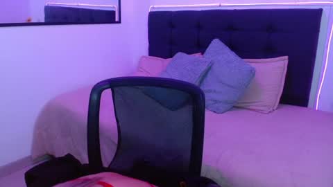 Melissa online show from August 2, 2:57 pm