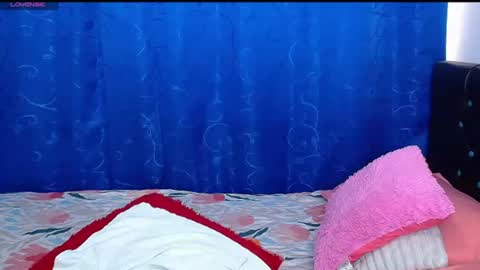 follow me new account melika ronit online show from September 8, 6:37 pm