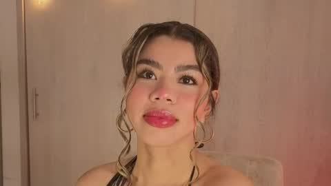 melina_ferrer1 online show from August 9, 1:23 pm