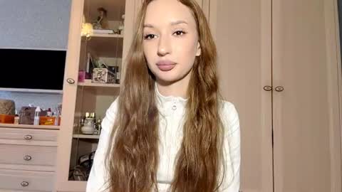 melinamayo online show from August 9, 3:57 pm