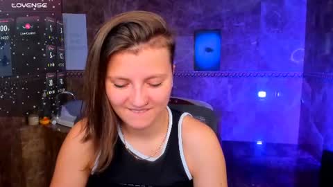 Melinda online show from August 7, 2:55 am