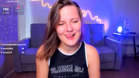 Melinda online show from August 12, 5:32 am