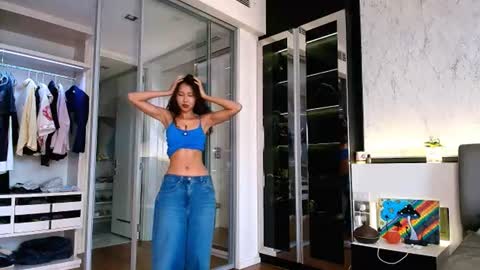 Melisa gerc online show from August 9, 8:37 am