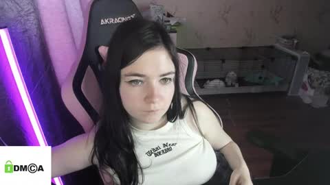 melisanilson online show from May 25, 2:24 am