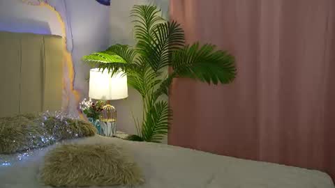 Melisa Ross online show from August 13, 10:07 am