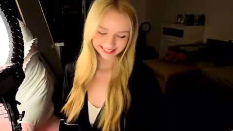Mel or Lissa 3 Welcome here online show from July 26, 10:26 pm