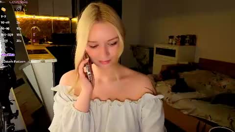 Mel or Lissa 3 Welcome here online show from July 31, 8:36 pm